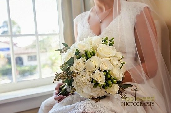 St.-Augustine-wedding-Fort-White-Room-2-bouquet